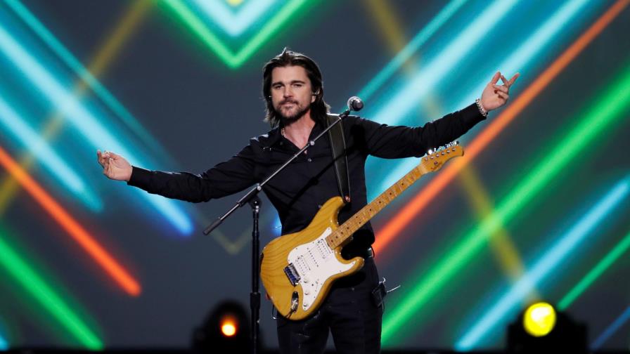 Dani Martín anuncia una colaboración con Juanes, Los huesos