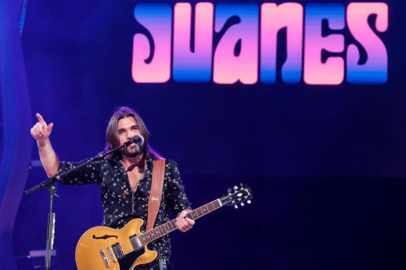 Juanes representa a la música latina en el homenaje a Prince