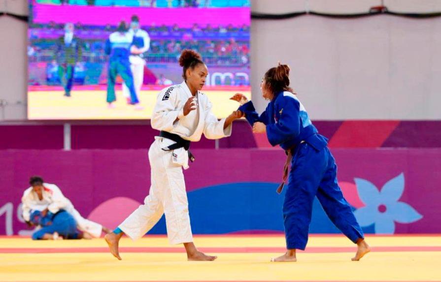 Judoca dominicana asombrada tras obtener medalla de oro por descalificación de brasileña en Lima