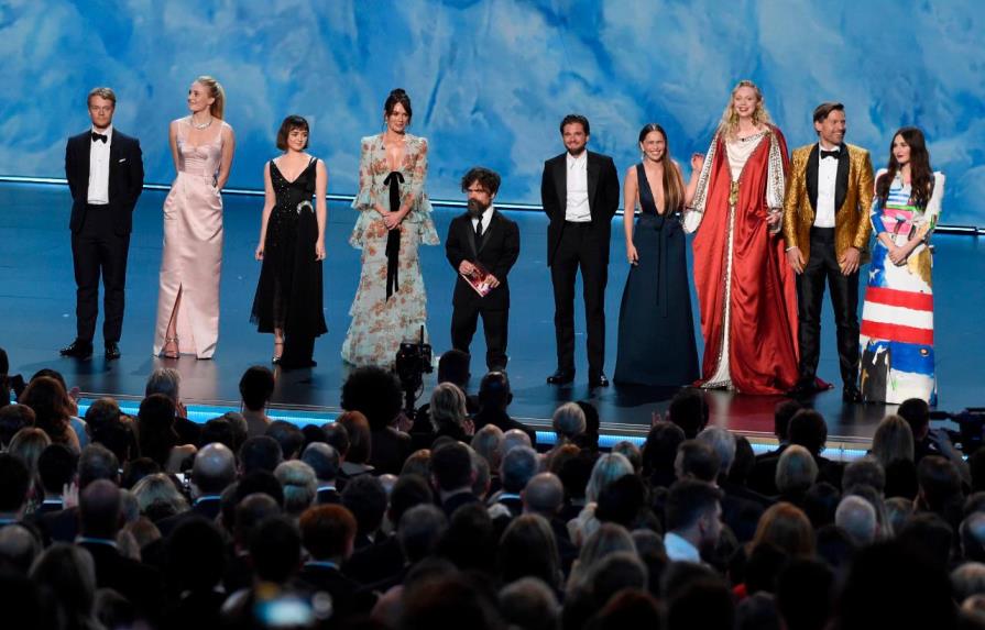 El elenco de “Game of Thrones” se despide sobre el escenario de los Emmy