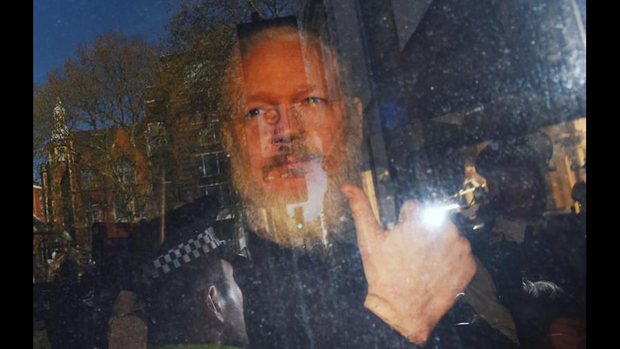 EEUU acusa a Assange de “conspirar para infiltrarse” en sistemas del Gobierno