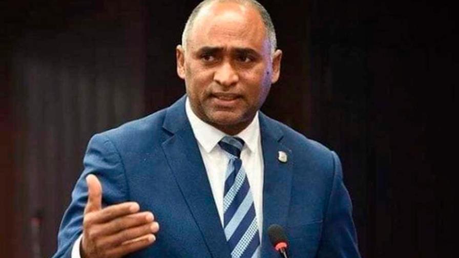 Rechazan que Botello inicie nuevos reclamos por 30 % de fondos de pensiones