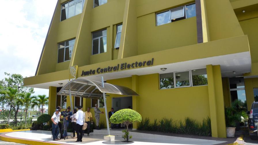 La JCE informó que concluyó el conteo en 129 municipios La JCE informó que concluyó el conteo en 129 municipios