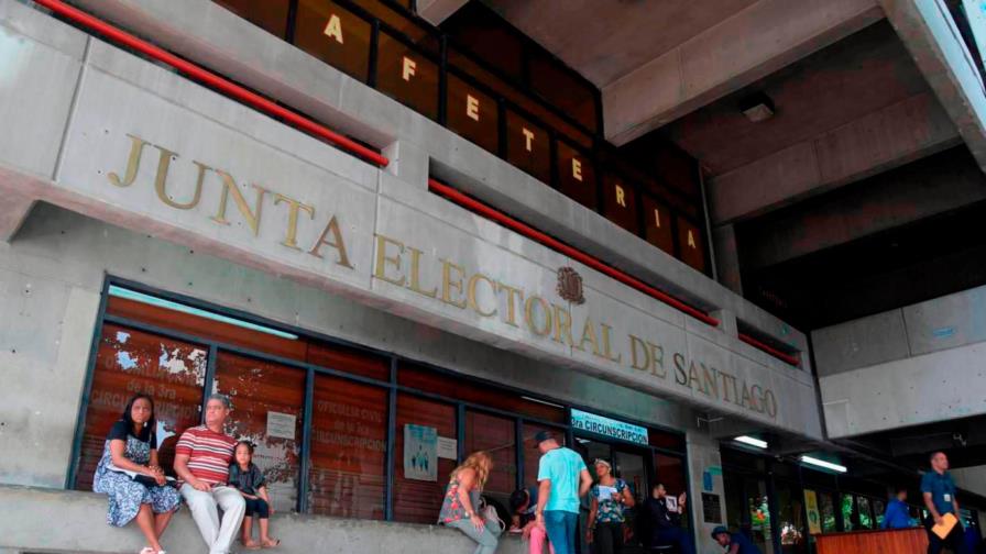 Aplazan medida de coerción a implicados en robo a la Junta Electoral de Santiago