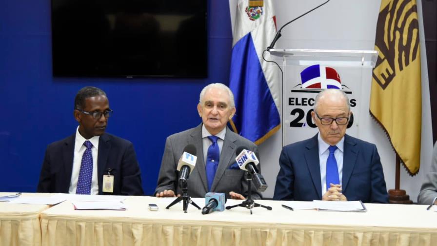 Junta Central Electoral recibe propuestas para impresión de boletas en elecciones municipales 