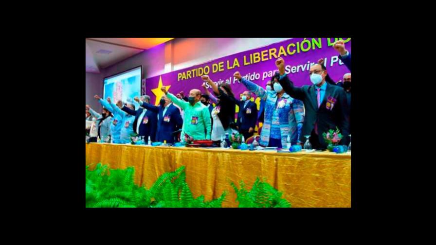 Acto de juramentación de nuevos miembros del PLD 