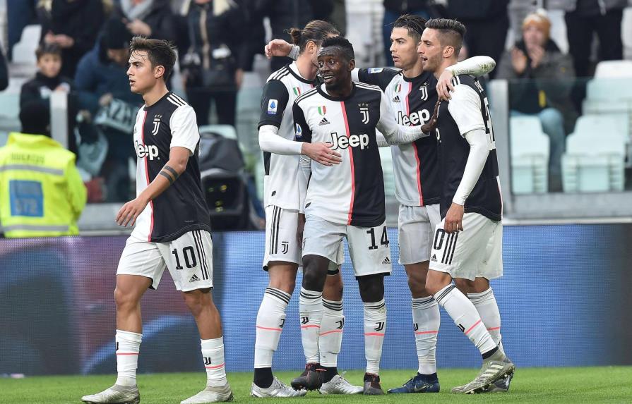 Jugadores de la Juventus admiten recortar sus salarios por pandemia