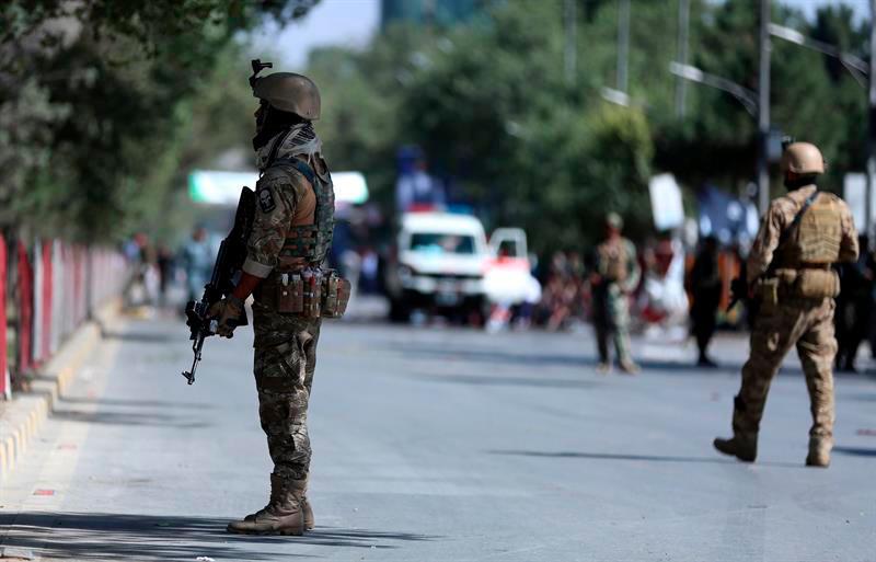 Bomba causa 24 muertos en mitin de presidente de Afganist