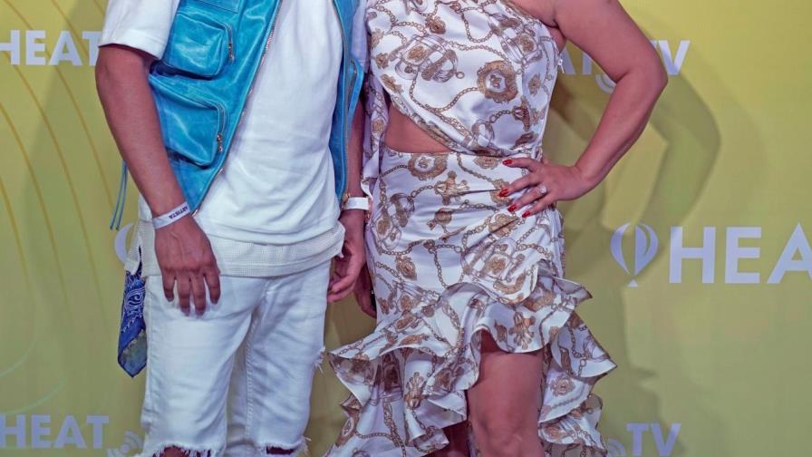 Kalimete pone a brillar el merengue urbano en Premios Heat