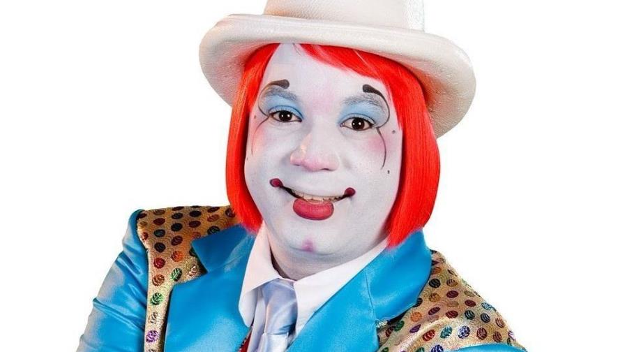 Retiran publicidad del payaso Kanqui del Canal 29 en Santiago 