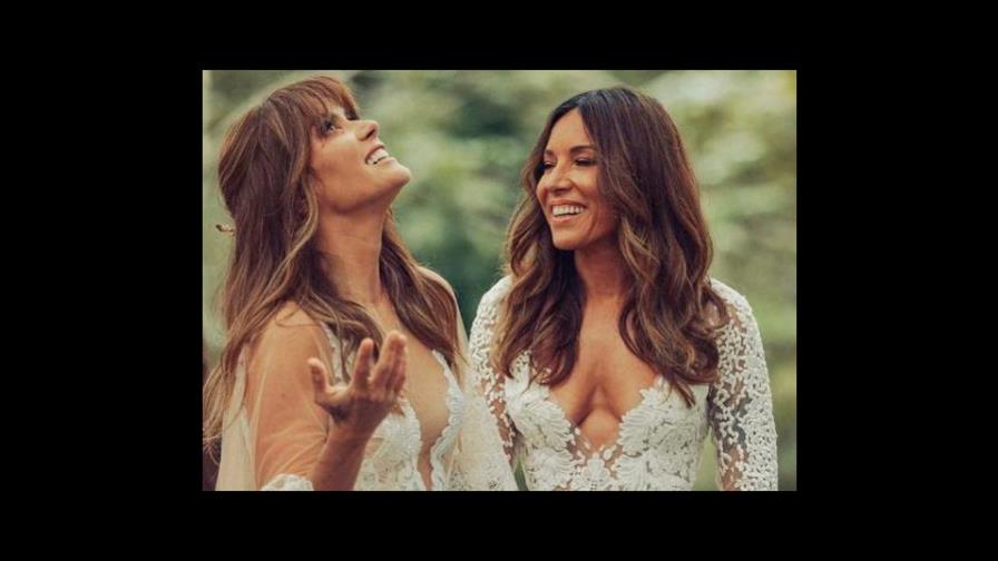 Kany García comparte primera foto de su boda con motivo del Día del Orgullo Gay