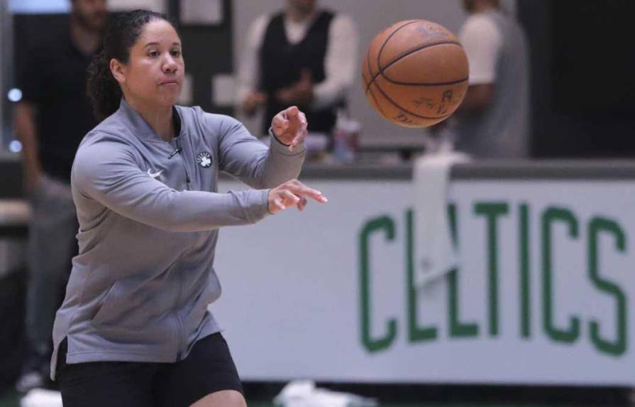 Duke contrata a Lawson de los Celtics para liderar el equipo de baloncesto femenino