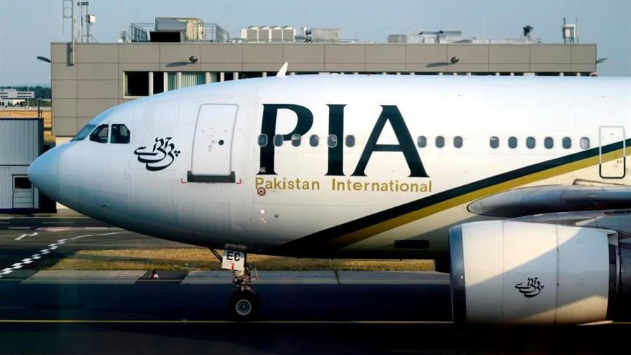 Un avión se estrella en Pakistán con 107 personas a bordo