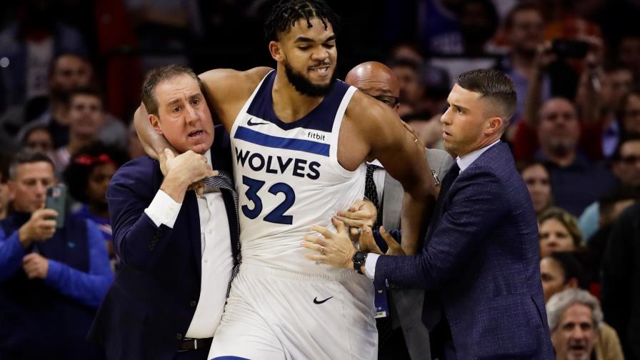 Los Wolves enfrentan su primer partido sin Towns, su jugador líder