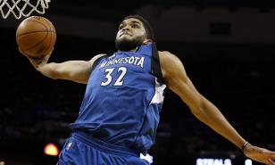 76ers anota 83 puntos en 1ra mitad y arrolla a Timberwolves