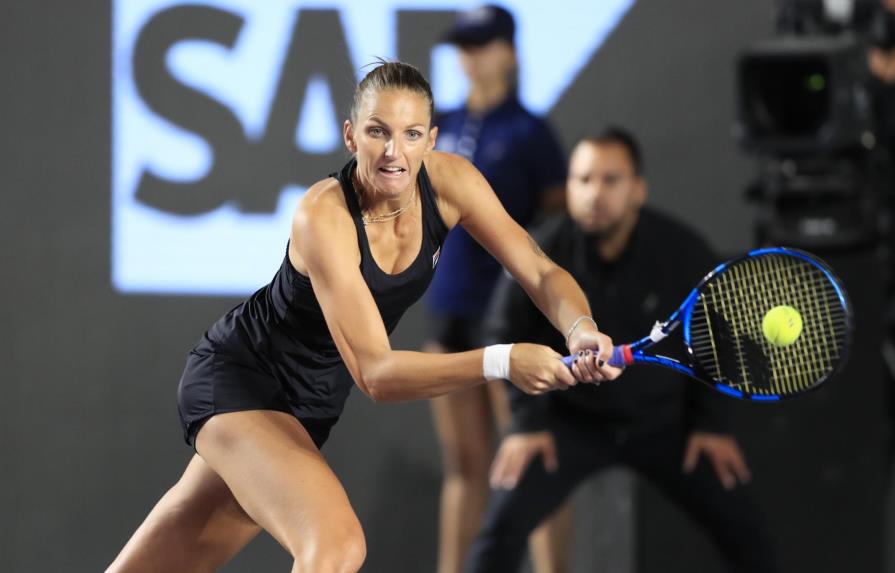 Pliskova y Kontaveit abren Finales de la WTA con triunfos