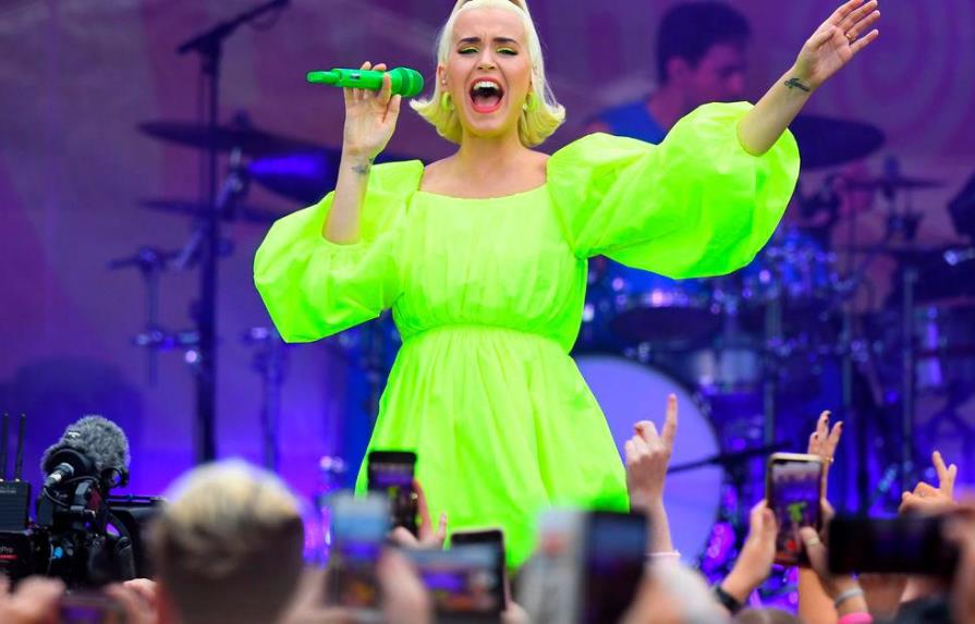 Katy Perry despide su etapa oscura con el optimista lanzamiento de SMILE