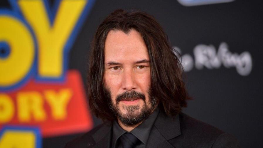 Hasta 16.300 dólares por una cita virtual con Keanu Reeves