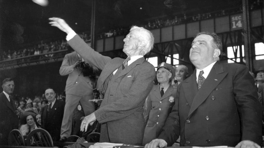 Piden retirar nombre de Landis de placas a MVP en béisbol