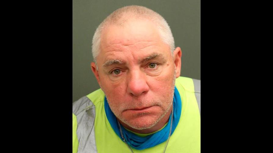 ADN en una lata de cerveza permite arresto de asesino tras 25 años en EE.UU. ADN en una lata de cerveza permite arresto de asesino tras 25 años en EE.UU.