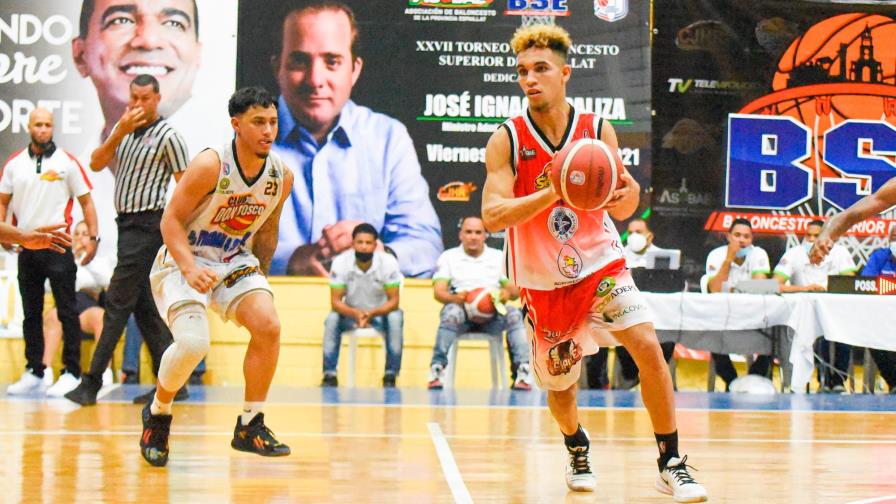 Robert Glenn, imparable en Moca, anotó 31 y haló 25 rebotes