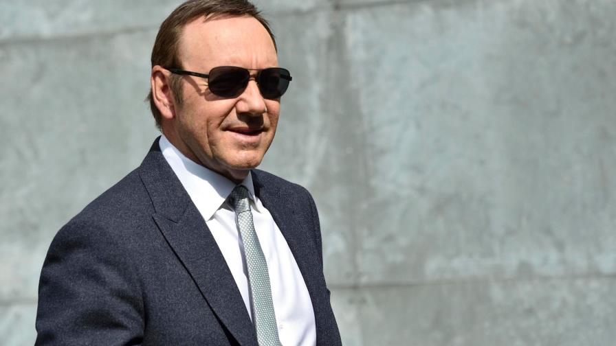 Joven que acusó a Kevin Spacey de agresión sexual retira los cargos Joven que acusó a Kevin Spacey de agresión sexual retira los cargos