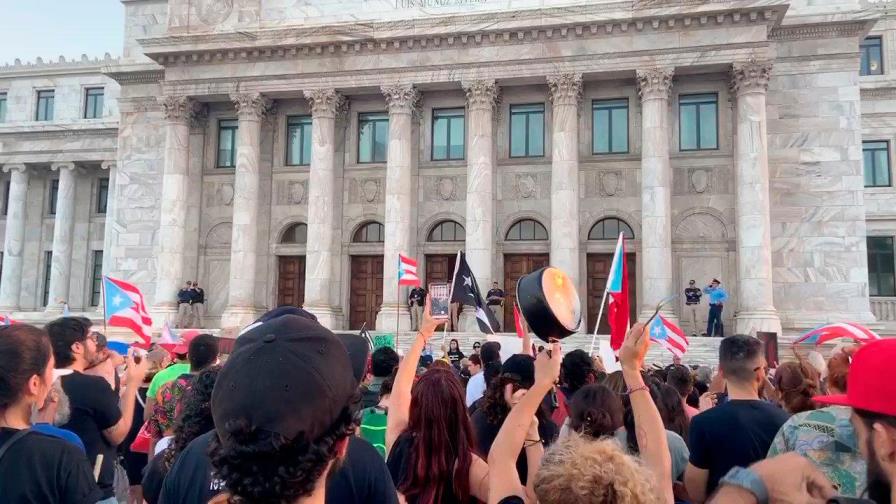 Protestas en Puerto Rico contra la gestión de la crisis de los terremotos