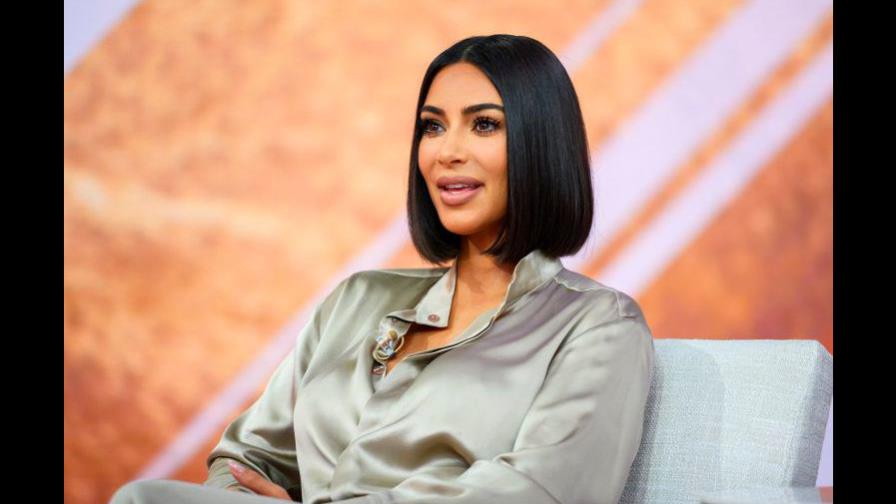 Tras varios intentos Kim Kardashian aprueba examen para convertirse en abogada