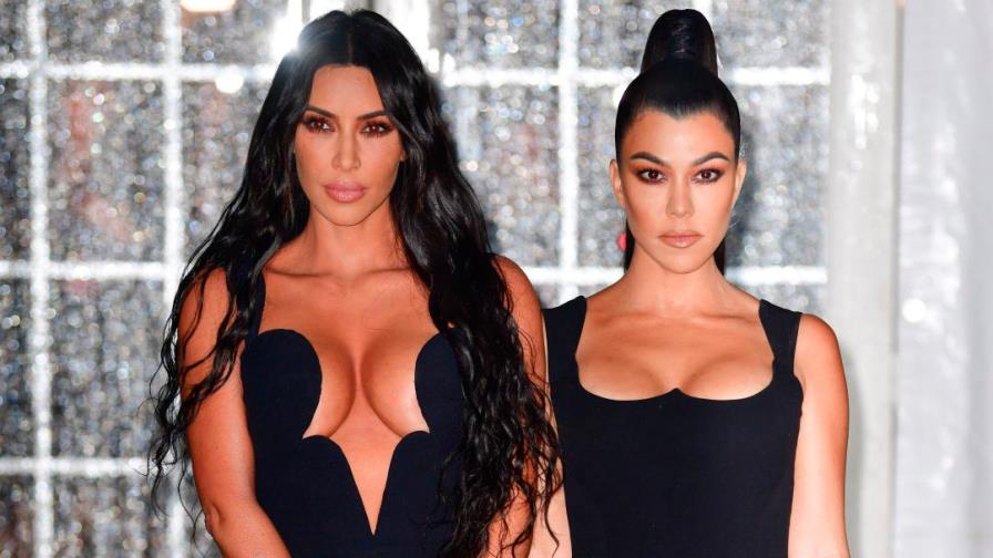 Kim y Kourtney Kardashian visitan el memorial del genocidio armenio