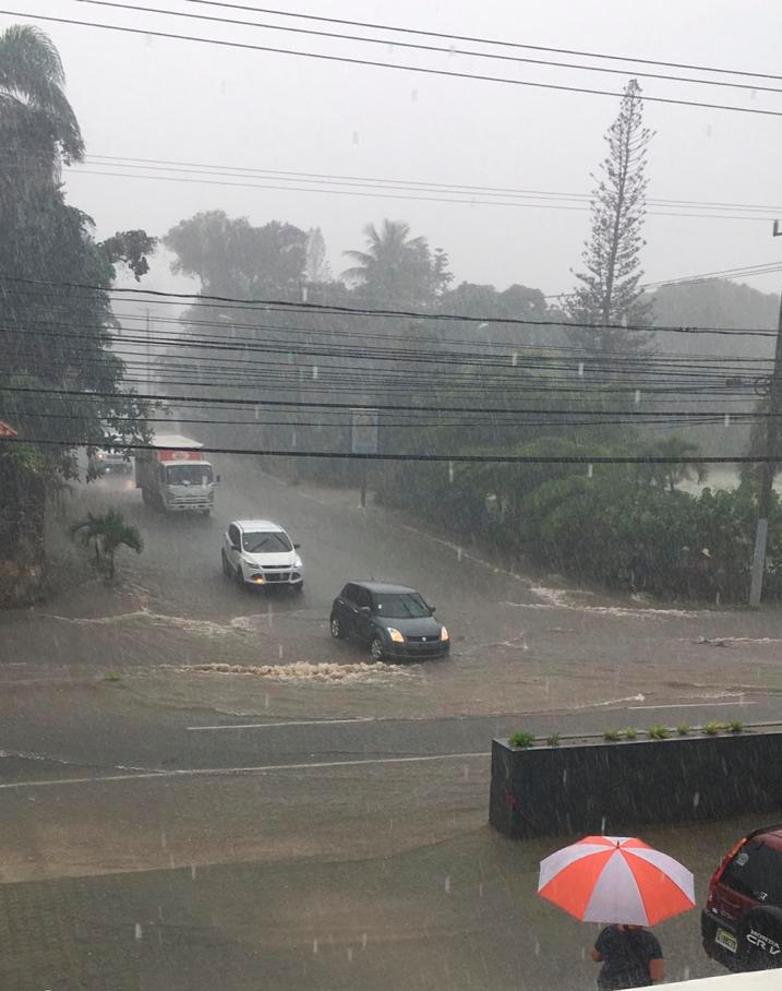 Situaciones similares sevivieron en los municipios de Imbert, Luperón, Sosúa y los distritos de Sabaneta de Yásica, Cabarete y Maimón.