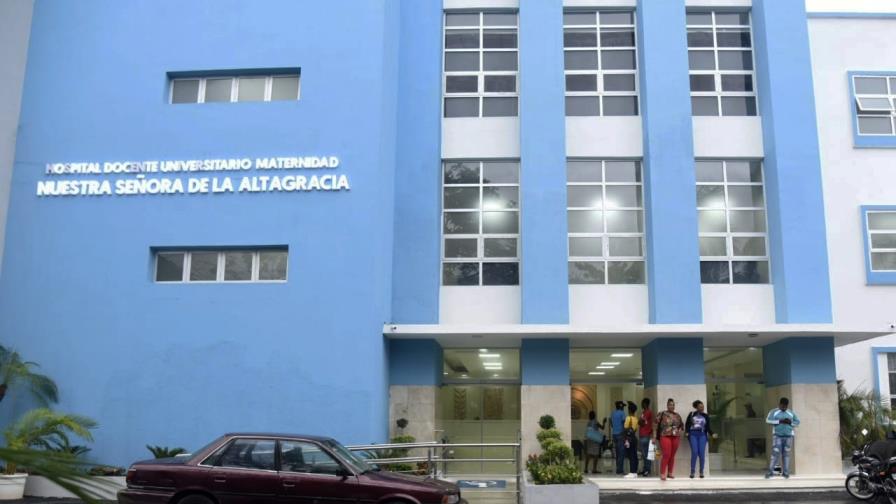 Dan de alta médica a siamesas nacidas en la maternidad La Altagracia