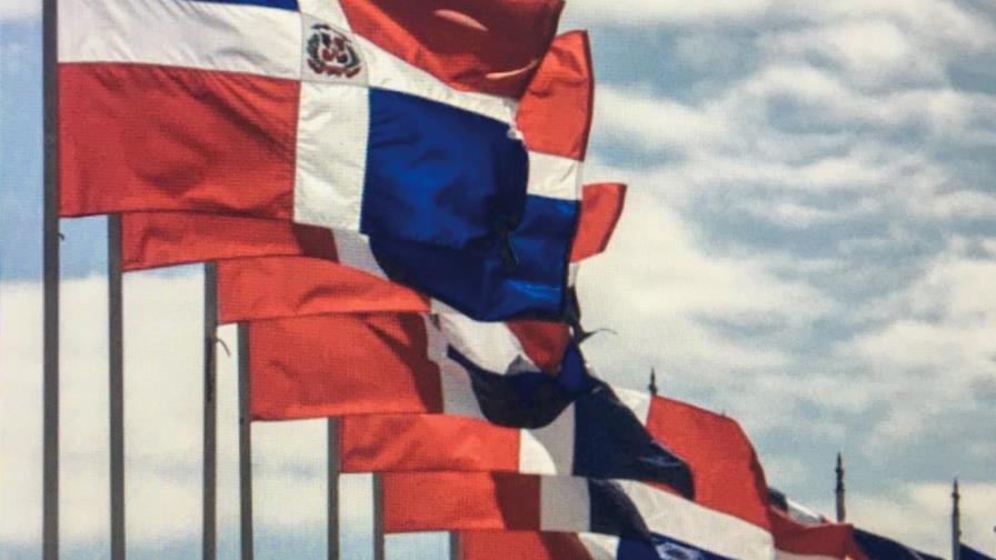 Abinader encabezará homenaje a la Bandera en el Palacio Nacional