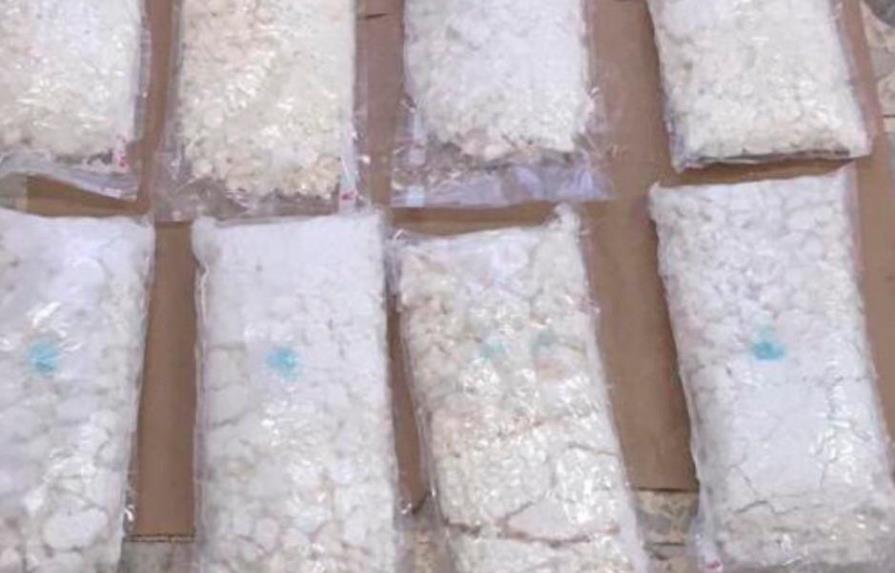 Apresan dominicana en el Aila cuando intentaba viajar a España con 8.18 kilos de cocaína