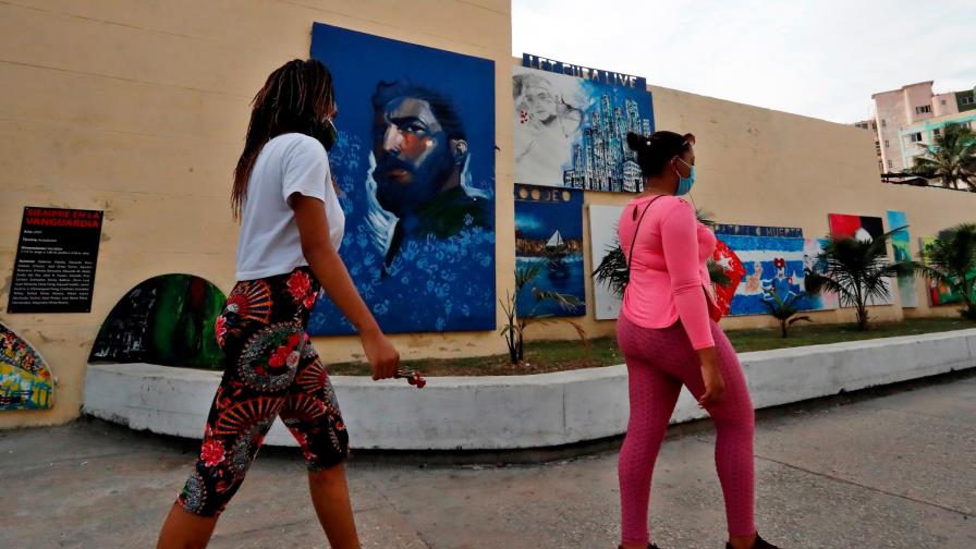 Cuba restituye la acreditación de prensa solo a dos periodistas de la agencia EFE