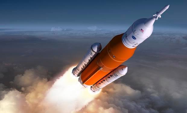 Exitosa prueba de NASA para lanzar un gigantesco cohete a la Luna