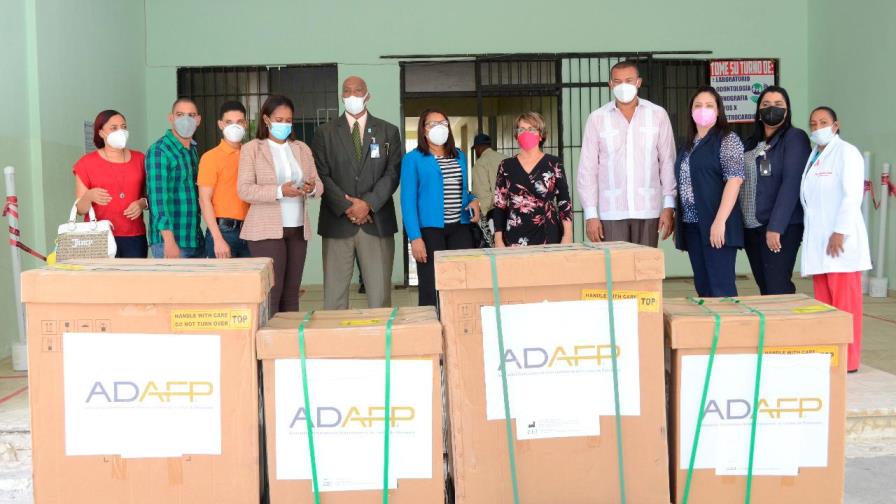 Adafp completa donación de 17 ventiladores a hospitales para tratar pacientes de COVID-19