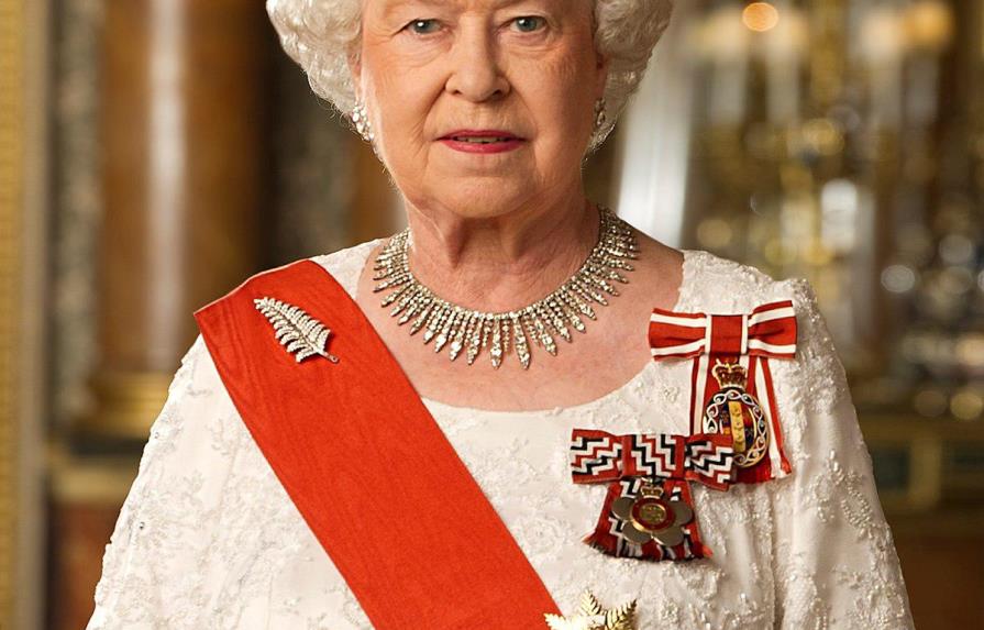 Isabel II se dejará ver en una pequeña ceremonia para celebrar su cumpleaños
