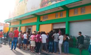Pocos establecimientos comerciales abiertos en La Romana 