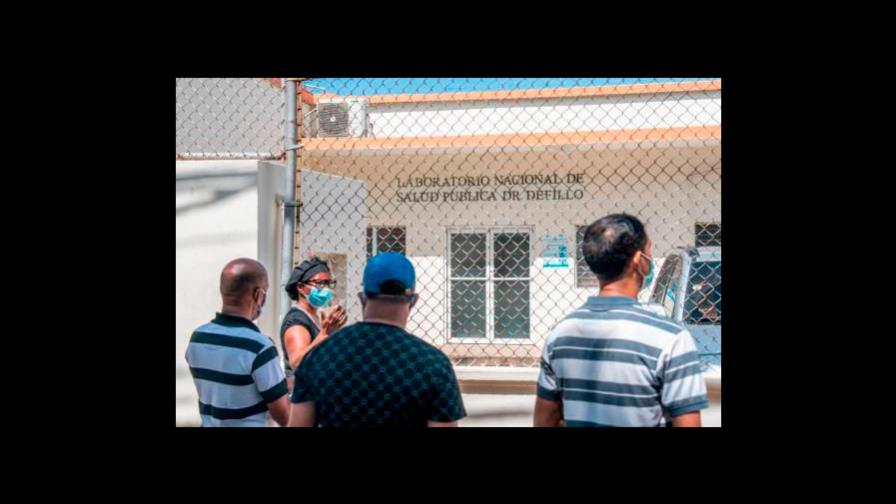 Laboratorio Nacional Doctor Defilló identificó 31 casos de variantes de preocupación del COVID-19