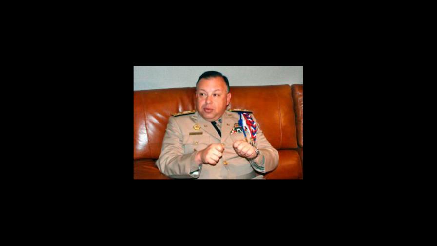 Grupo de exmilitares se desvincula de llamado a defender votos de Leonel Fernández