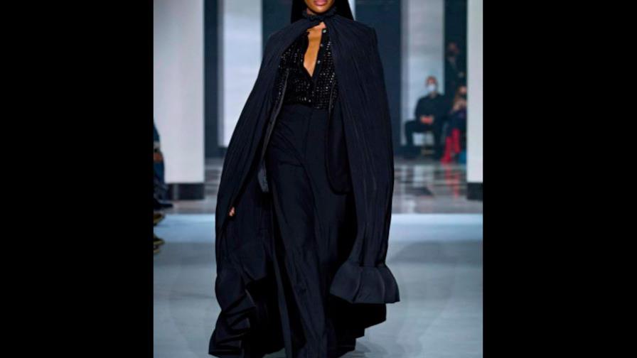 Lanvin sube a Batman a la pasarela de París