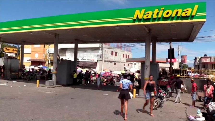 Haití aumenta el precio de los combustibles en medio de crisis económica