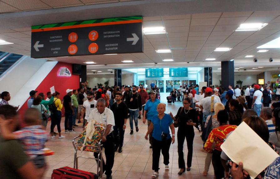 En octubre entraron al país más de 540 mil viajeros por los diferentes aeropuertos