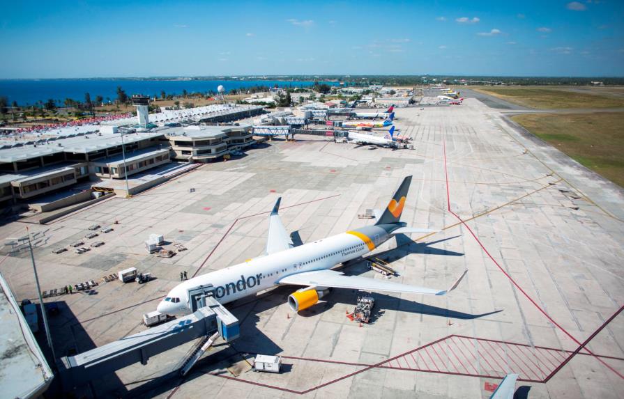 Se reducen los vuelos chárter y regulares a República Dominicana en dos meses del 2020