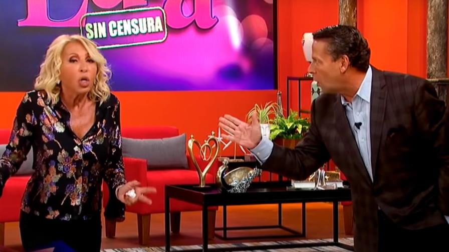 Video: Laura Bozzo y Alfredo Adame se insultan durante programa de televisión en vivo Video: Laura Bozzo y Alfredo Adame se insultan durante programa de televisión en vivo