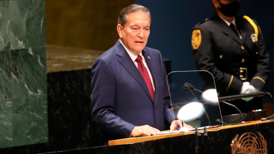 Presidente de Panamá invoca esfuerzo conjunto para enfrentar la migración 