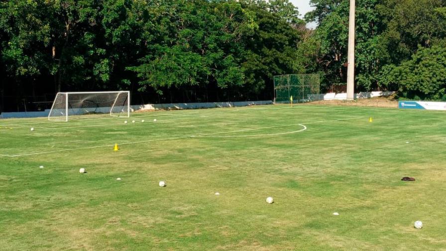 Cuatro jugadores dan positivo al COVID-19 en la LDF; el torneo sigue este fin de semana