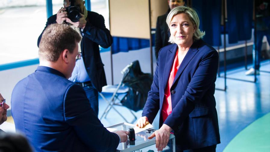 La Justicia absuelve a Le Pen de la publicación de fotos de ejecuciones del Estado Islámico