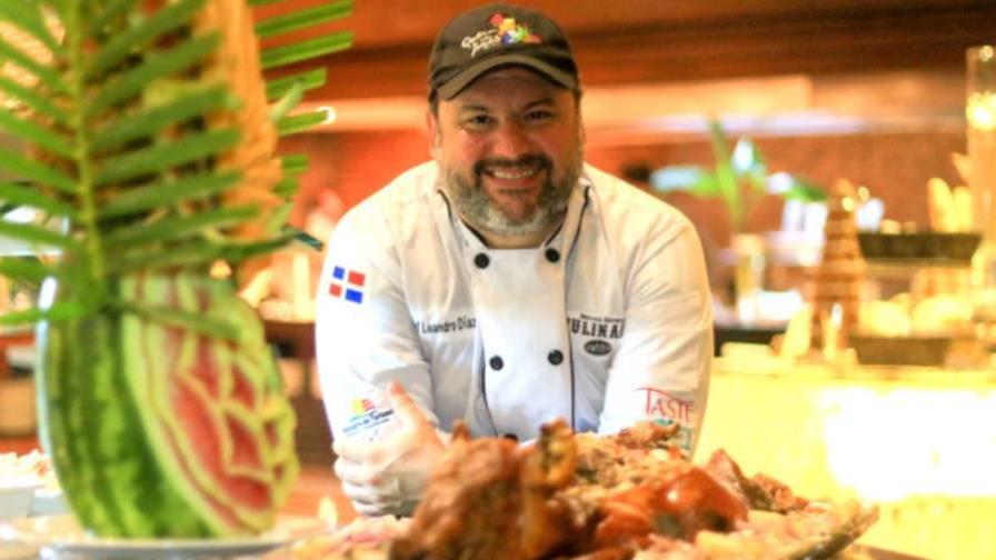 El chef Leandro Díaz se disculpa con autoridades por su reacción tras ser detenido luego de violar toque de queda 