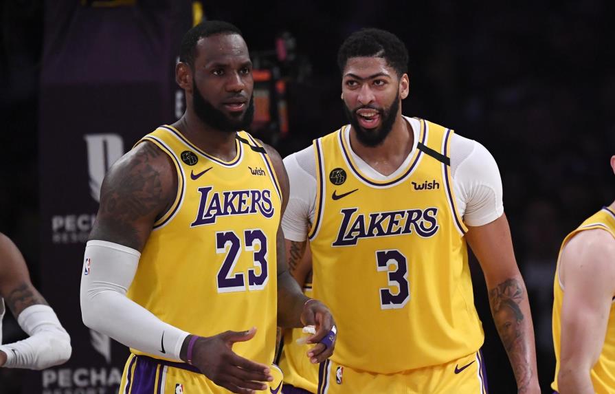 Sin LeBron y Davis, Lakers ganan a Wizards en juego de preparación